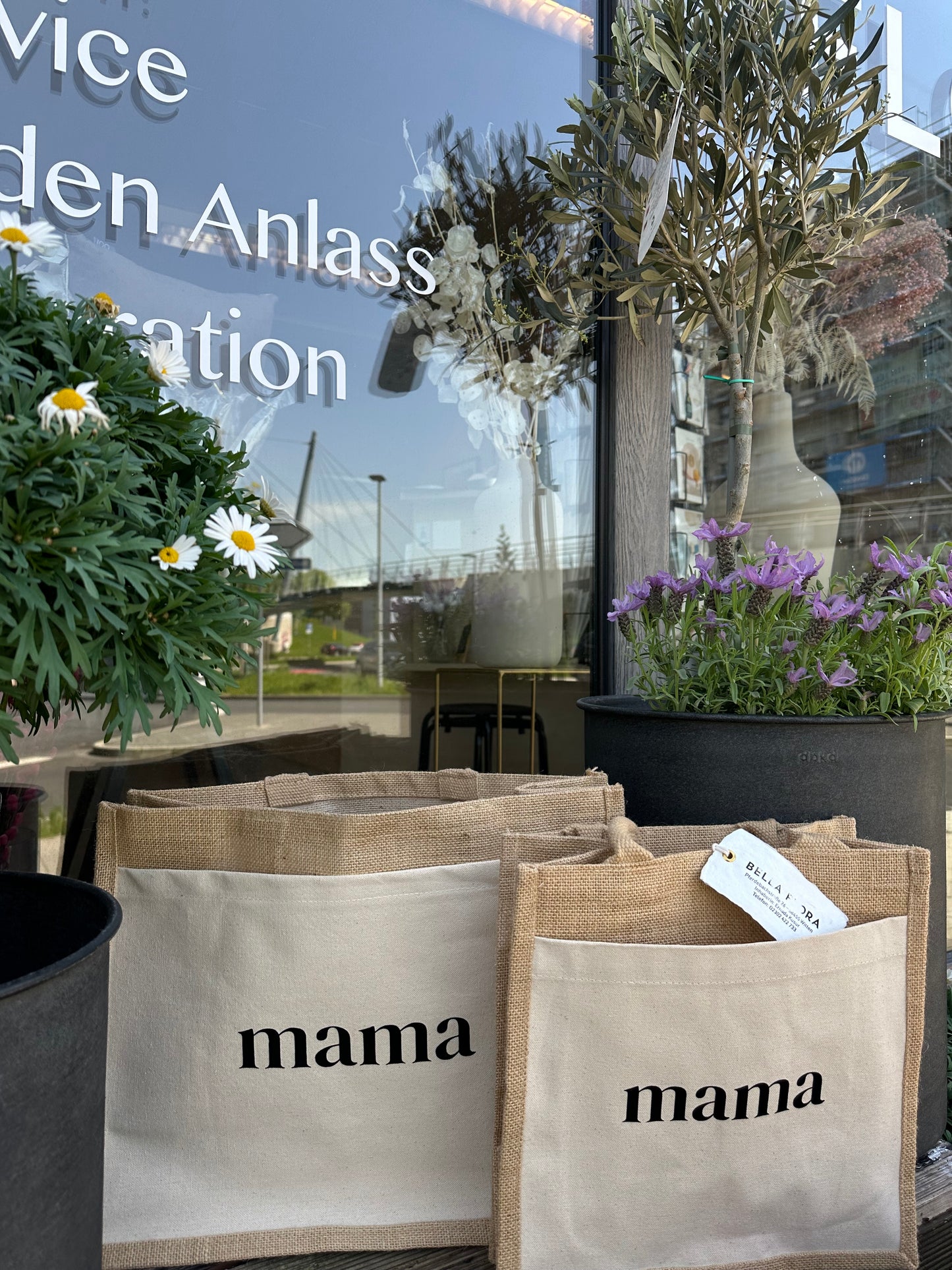 THE FLOWER BAG